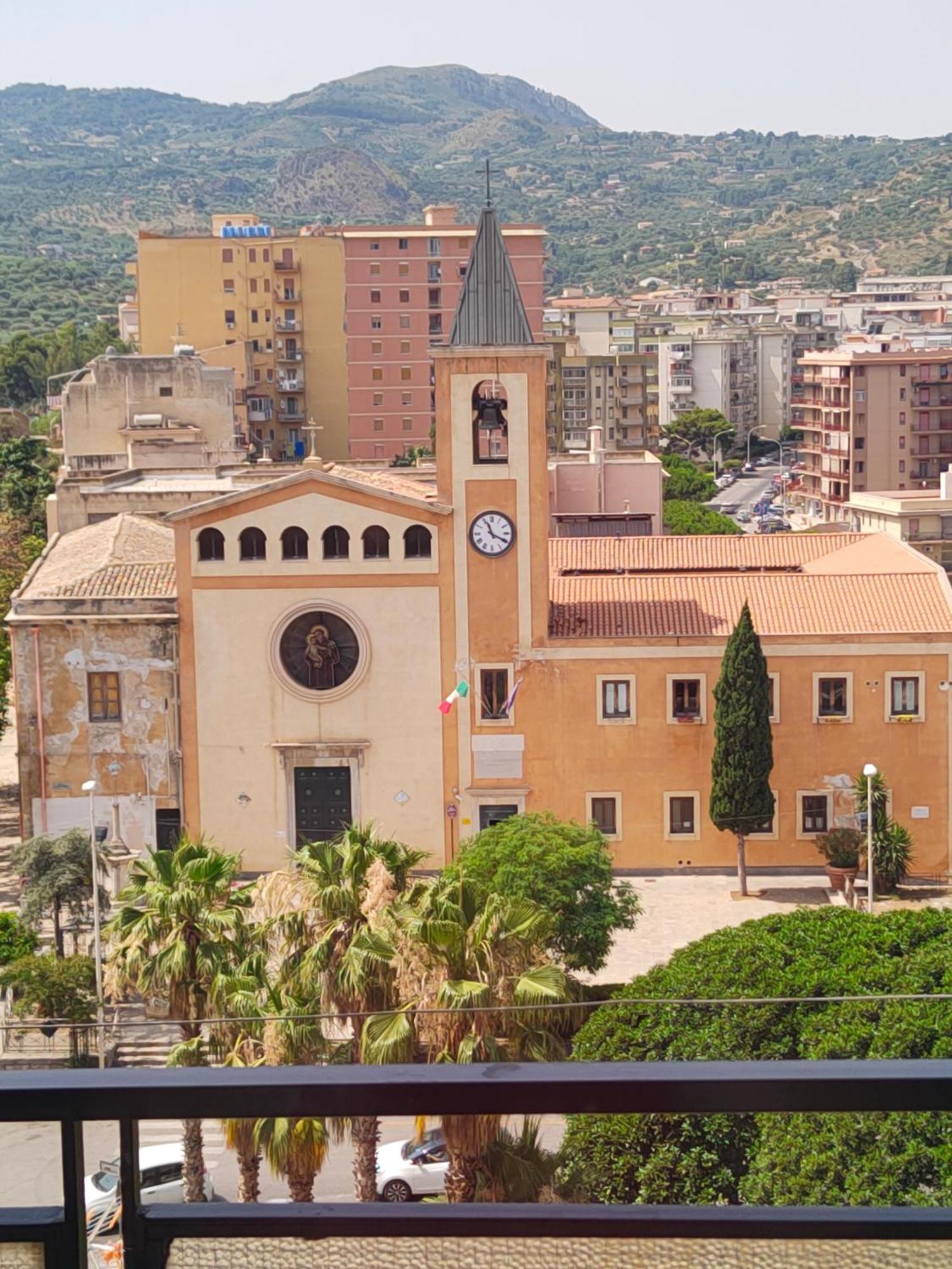 Gierre Apartment Termini Imerese Kültér fotó