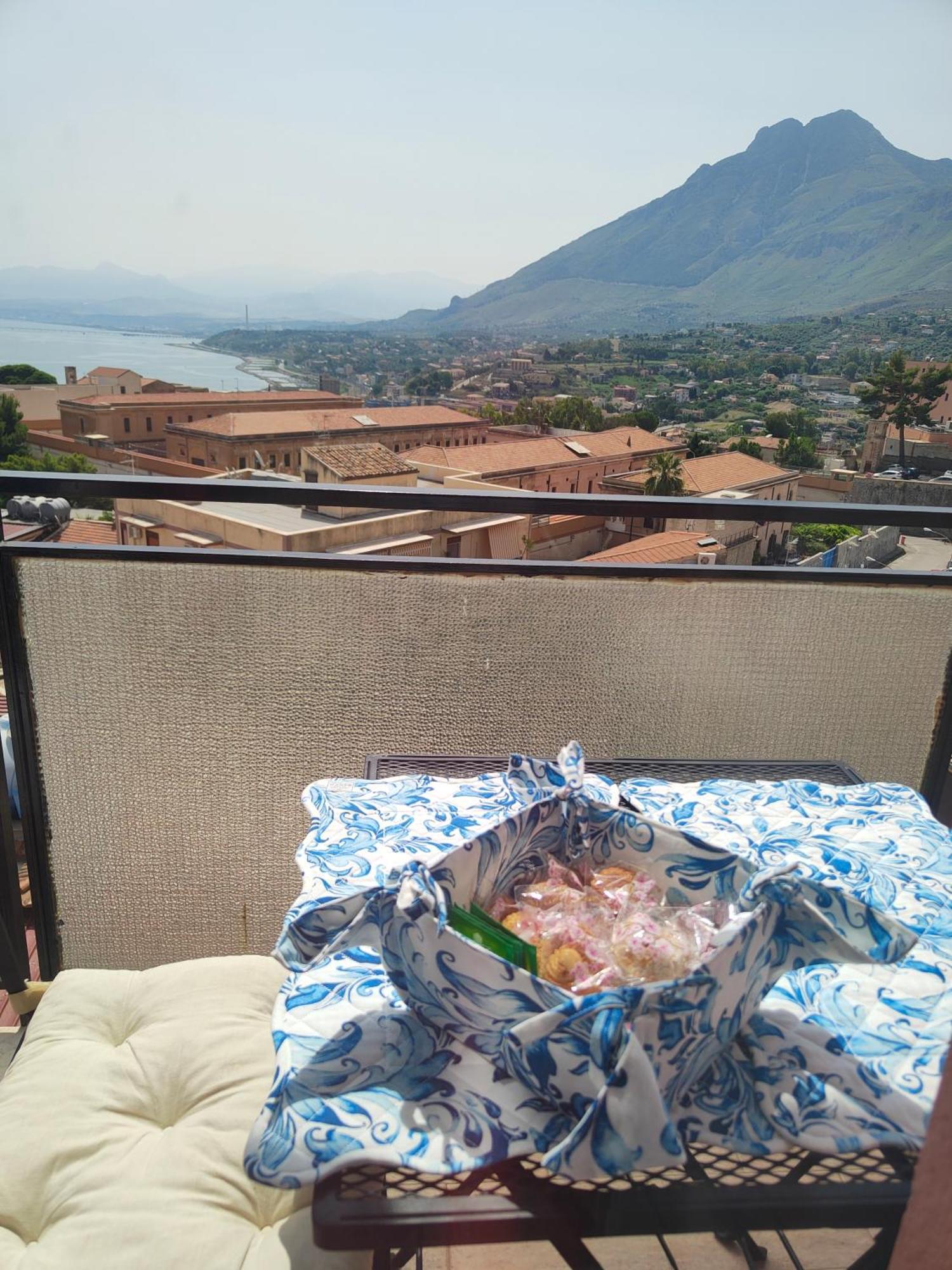Gierre Apartment Termini Imerese Kültér fotó